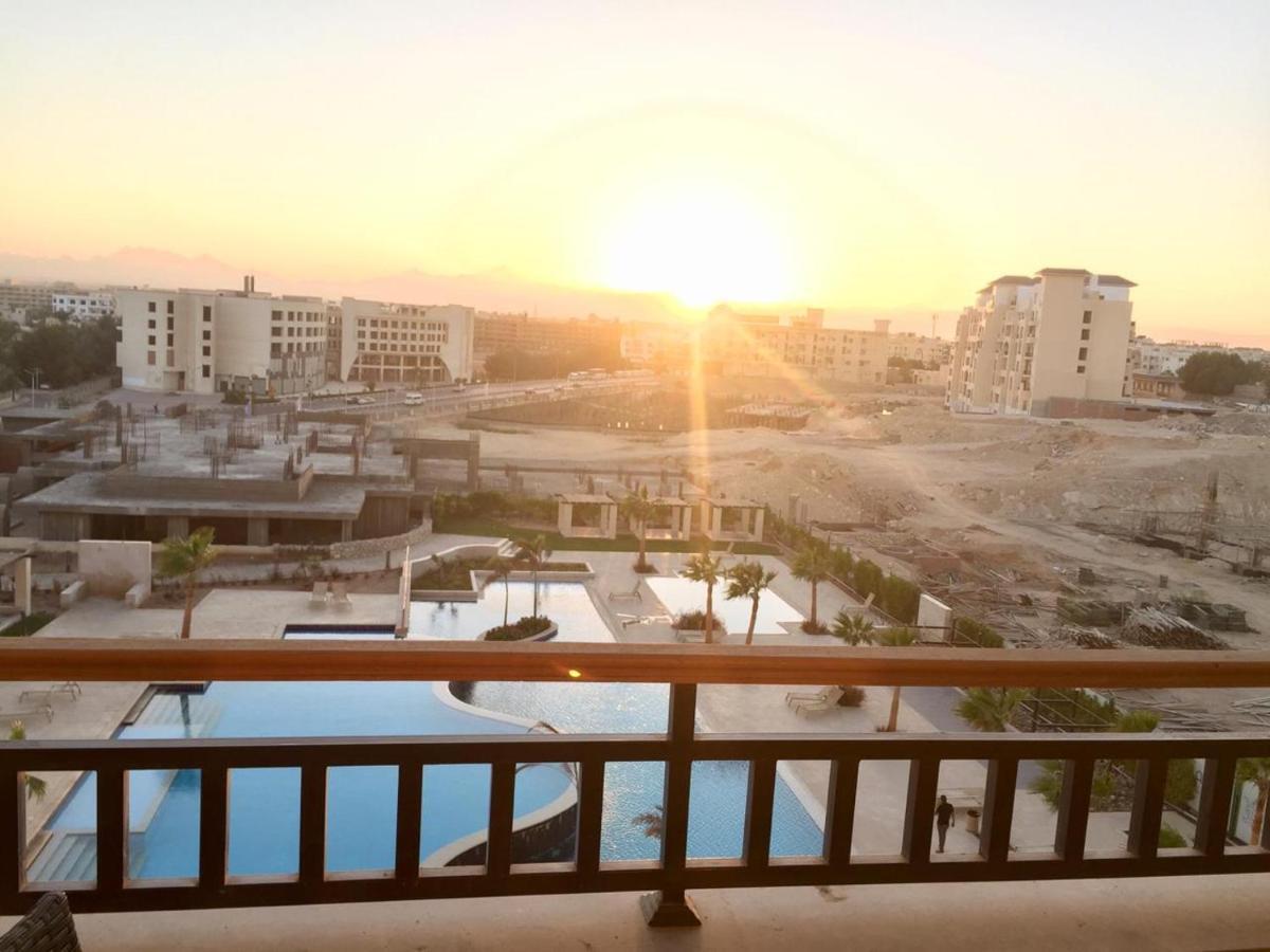 شقة Stylish Pool View Studio In Al Dau Heights الغردقة المظهر الخارجي الصورة